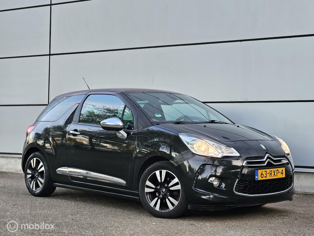 Citroën DS3 - 1.6 e- HDi Leder|Stoelverw|Navi|Clima|Nap|Boekje - AutoWereld.nl