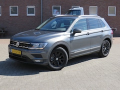 Volkswagen Tiguan - 1.5 TSI Comfortline Business EXE * Rijklaarprijs incl. garantie * Trekhaak * Leder * Camer