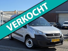 Peugeot Partner - 120 1.6 BlueHDi 75 L1 Pro | NWE D-Riem | Apple CarPlay | Navigatie |