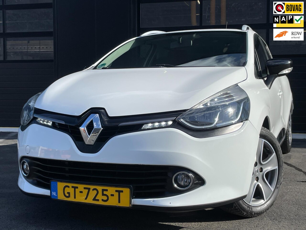 Renault Clio Estate - 1.5 dCi ECO Night&Day |UNIEKE KMS|NAVI|AIRCO|CRUISE|LED|NL-AUTO|NAP| - AutoWereld.nl
