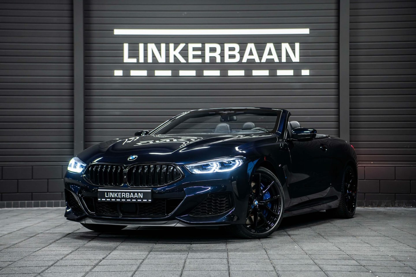 BMW 8-serie - M850i Cabrio xDrive | Uniek | Laser | B&W | 4W sturing | Carbon | - AutoWereld.nl
