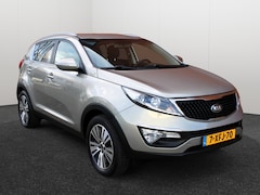 Kia Sportage - 1.6 GDI World Cup Edition Leder Clima Winterpack Camera