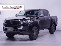 Toyota HiLux - 2.4 D4-D 150 pk 4x4 Automaat Grijs Kenteken BPM Vrij, Camera, Apple Carplay, 17" LMV, Crui