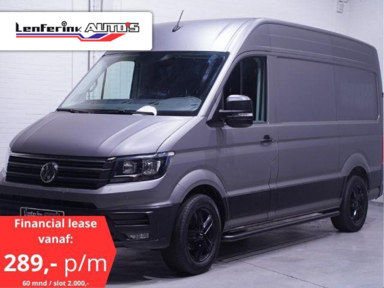 Volkswagen Crafter - 2.0 TDI 140 pk L3H3 Navi, Camera, 18" LMV Trekhaak 3.000 kg, Grijs Wrap, Sidebars, 3-Zits - AutoWereld.nl