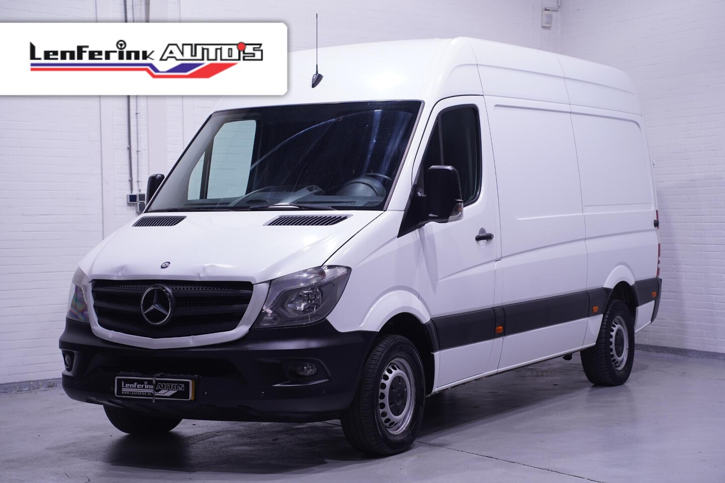 Mercedes-Benz Sprinter - 310 CDI L2H2 Airco, Cruise Control, PDC V+A APK 04-2026 - AutoWereld.nl