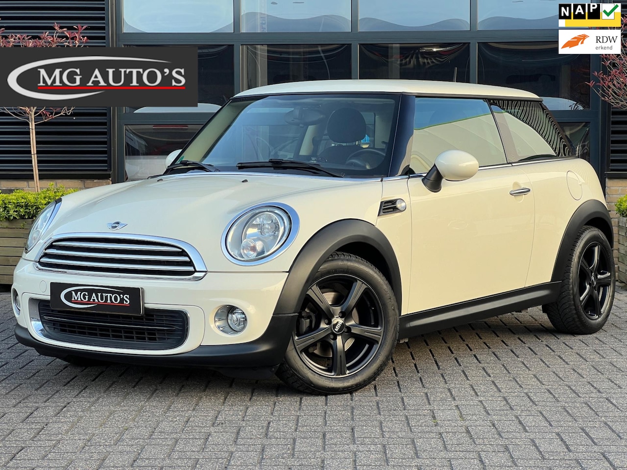 MINI One - Mini 1.6 | Volledig Onderhouden | Climate Control | Elektrische Ramen/Spiegels | Lichtmeta - AutoWereld.nl