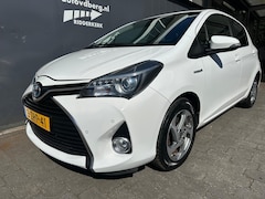 Toyota Yaris - 1.5 Hybrid Aspiration Navi | Camera | APK 05-2026 |