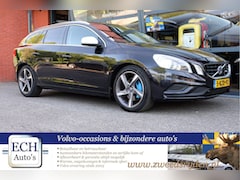 Volvo V60 - D5 215 pk Aut. AWD R-Design, Xenon, Navi, Trekhaak