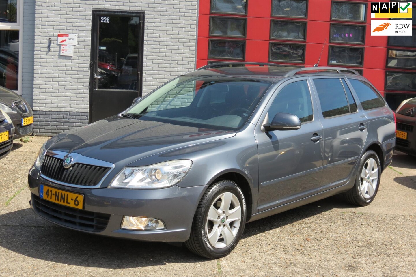 Skoda Octavia Combi - 1.2 TSI Ambition Business Line 1.2 TSI Ambition Business Line , NAVI, AIRCO, - AutoWereld.nl