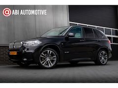 BMW X5 - xDrive40d 313 pk High Executive M-Sportpakket / Pano-Dak/ Head-Up/ Keyless/ Soft-Close/ 36