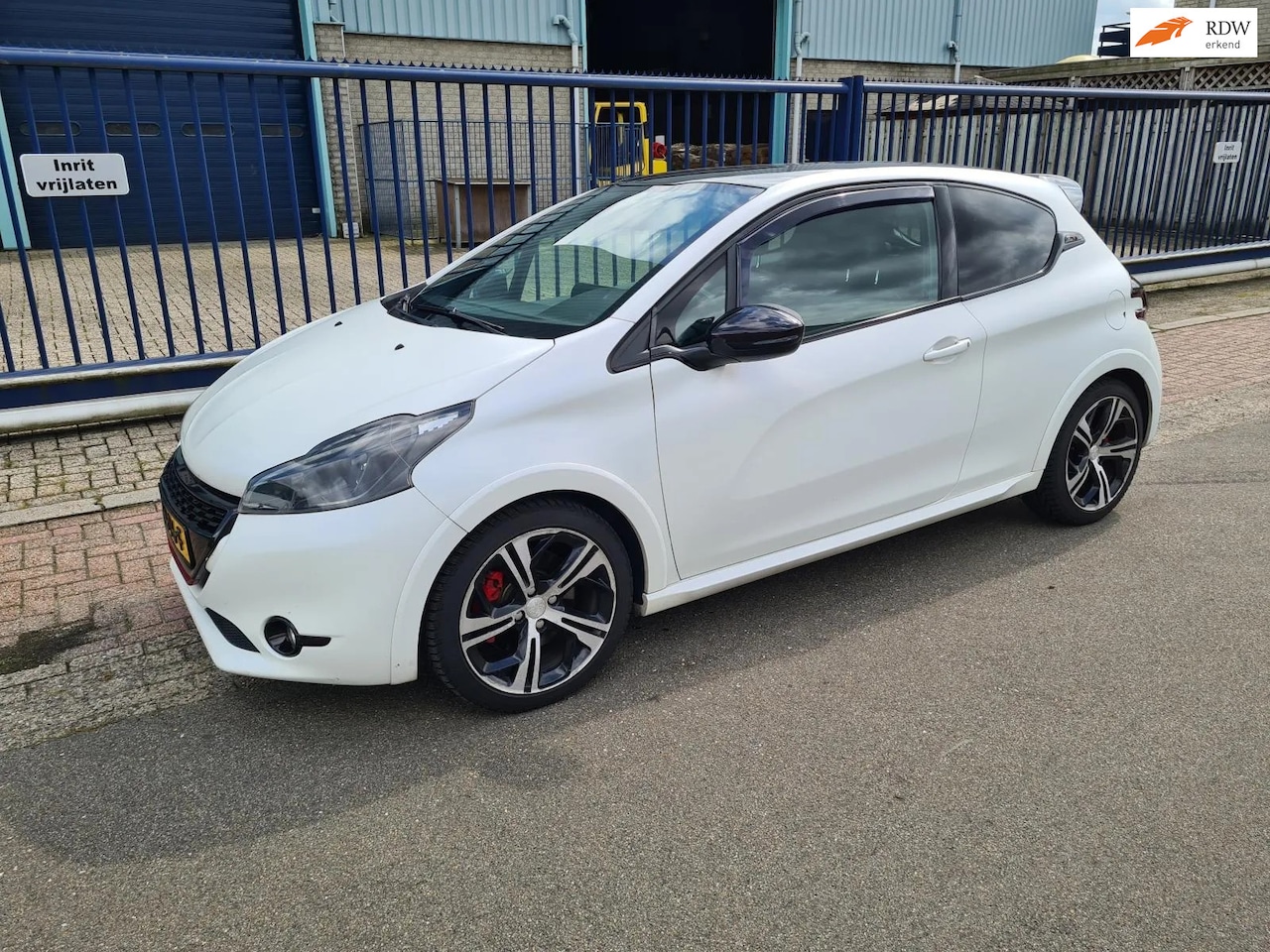 Peugeot 208 - 1.6 GTI *131.789 KM *CLIMA*AUDIO*CV*LEER*17 INCH - AutoWereld.nl