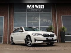 BMW 5-serie Touring - 540i G31 Facelift xDrive High Executive| 1e eigenaar | 334 pk | Dakraam | LED |DAB | Carpl