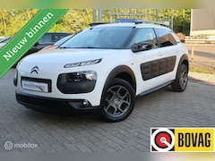 Citroën C4 Cactus - 1.2 Shine TREKHAAK, PANODAK, NAVI, CAMERA