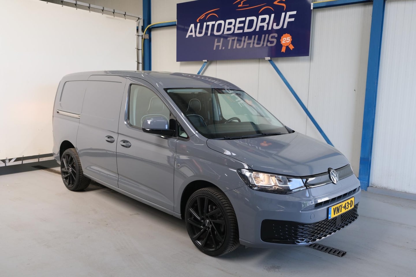 Volkswagen Caddy Cargo Maxi - 1.5 TSI Comfort Automaat - Airco, Cruise, Navi, PDC. - AutoWereld.nl