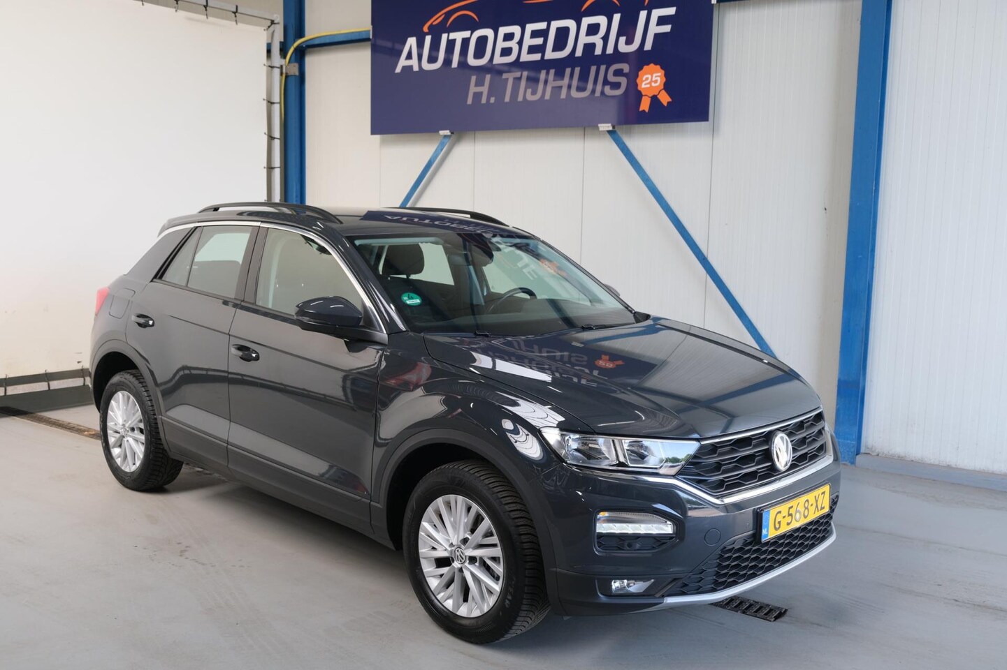 Volkswagen T-Roc - 1.5 TSI Style Automaat - N.A.P. Airco, Cruise, PDC. - AutoWereld.nl