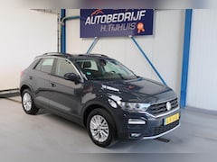 Volkswagen T-Roc - 1.5 TSI Style Automaat - N.A.P. Airco, Cruise, PDC