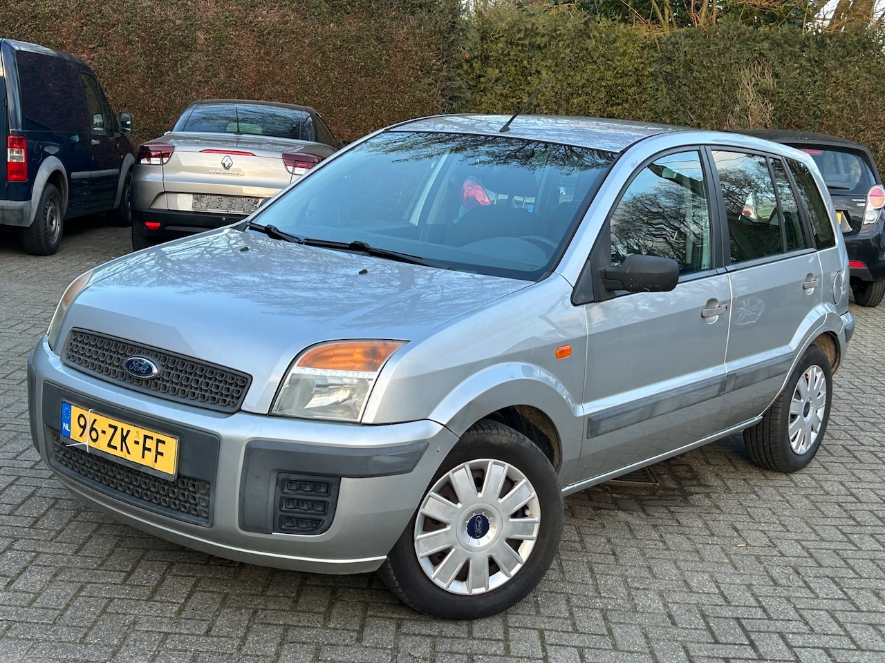 Ford Fusion - 1.4-16V Cool & Sound - AutoWereld.nl