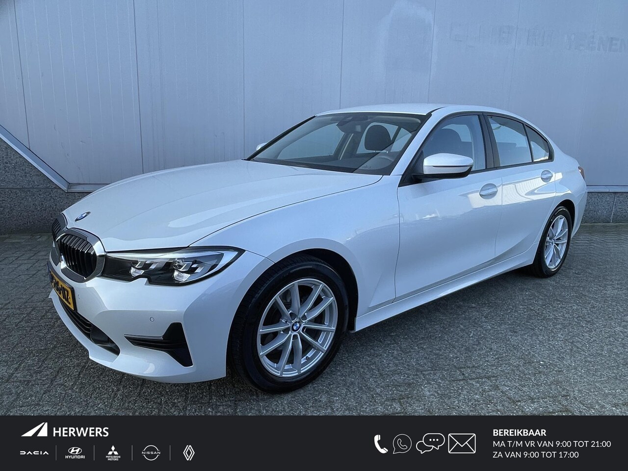 BMW 3-serie - 320i High Executive 320i High Executive - AutoWereld.nl