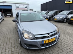 Opel Astra - 1.8 Essentia|Automaat|Apk 29-06-2026