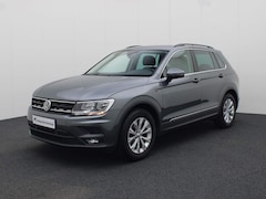 Volkswagen Tiguan - 1.5TSI/130PK Comfortline · Navigatie · App connect · Parkeersensoren