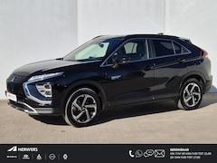 Mitsubishi Eclipse Cross - 2.4 PHEV Intense+ Automaat / Head Up Display / Trekgewicht 1500 kg / Navigatie via Apple C