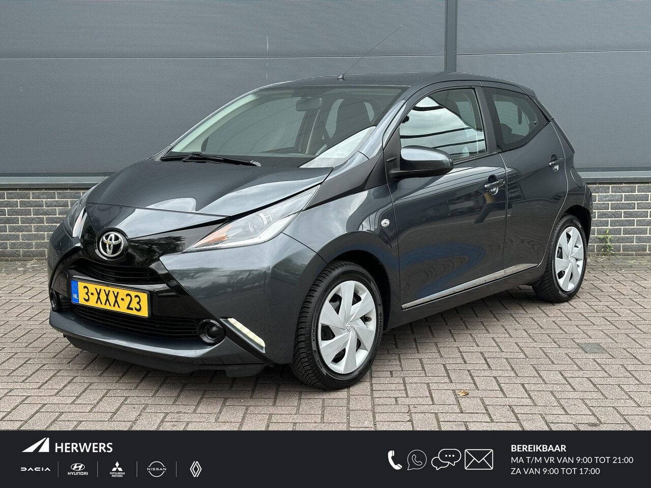 Toyota Aygo - 1.0 VVT-i x-play / Eerste Eigenaar / Airco / Bluetooth / Achteruitrij Camera / Elektrische - AutoWereld.nl