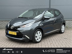 Toyota Aygo - 1.0 VVT-i x-play / Eerste Eigenaar / Airco / Bluetooth / Achteruitrij Camera / Elektrische