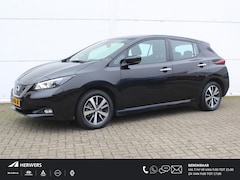 Nissan LEAF - Acenta 40 kWh / Trekhaak Afneembaar / Navigatie + Apple Carplay/Android Auto / Climate Con