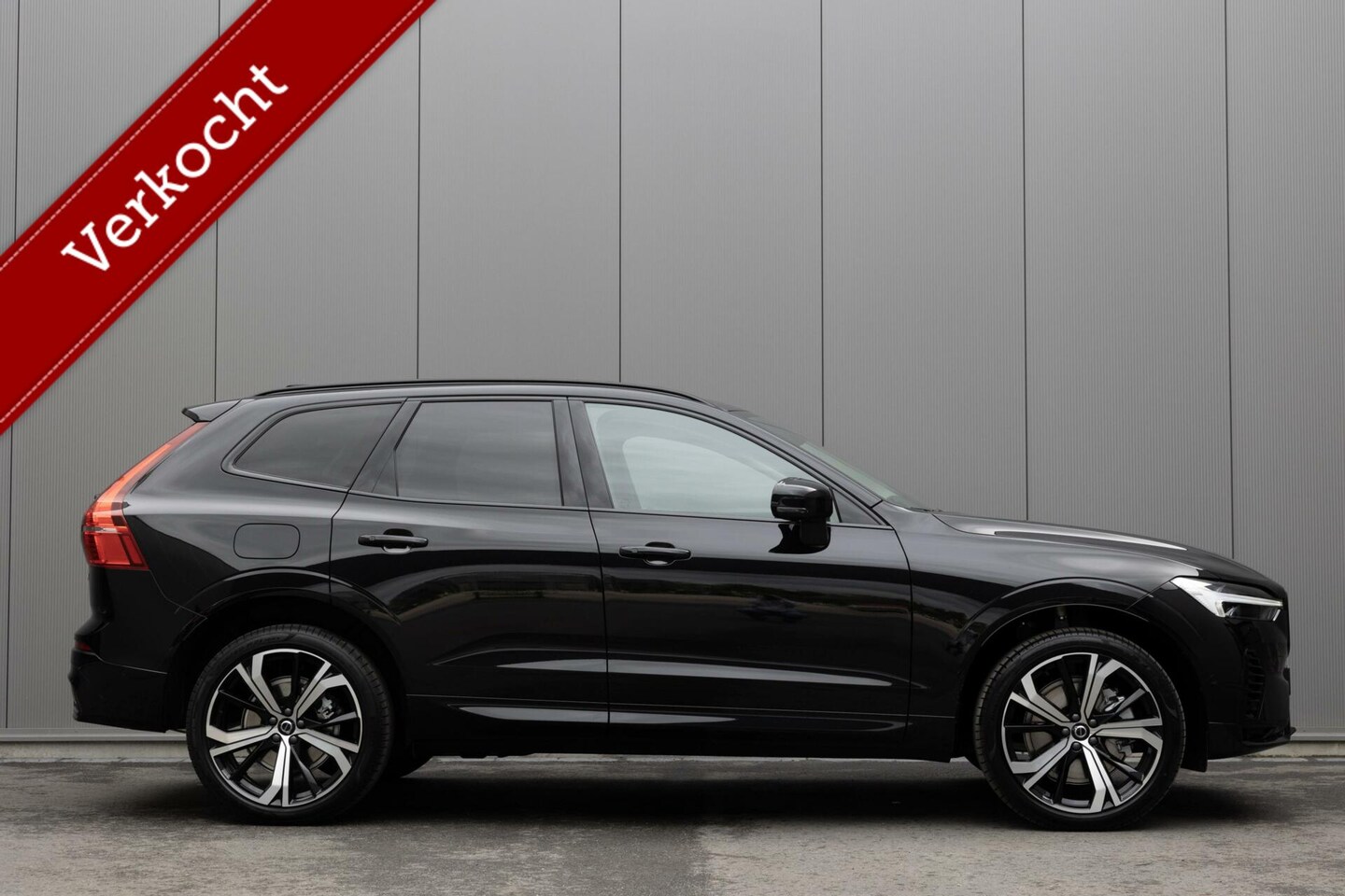 Volvo XC60 - 2.0 Recharge T6 AWD Ultra Dark FULL OPTION MY 2025 - AutoWereld.nl