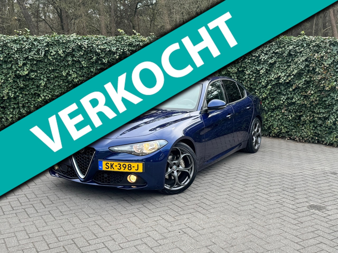 Alfa Romeo Giulia - 2.2 Automaat | Leer | 19' inch | Navi - AutoWereld.nl