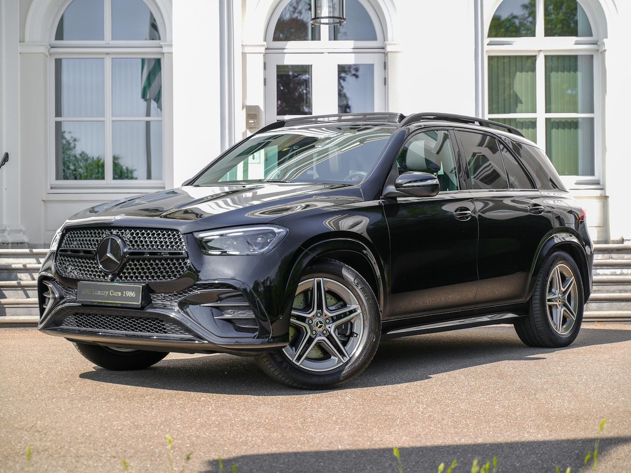 Mercedes-Benz GLE-Klasse - 400 e 4MATIC AMG Line Premium Plus | Panorama | Burmester | Memory | Luchtvering | 360 cam - AutoWereld.nl