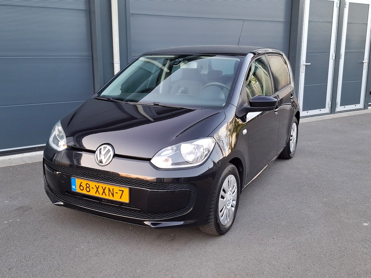 Volkswagen Up! - 1.0 move up! BlueMotion - AutoWereld.nl