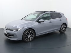 Volkswagen Golf - 8 50 Edition 1.5 eHybrid 150 kW / 204 pk Hatchback 6 versn. DSG | Panoramadak | Comfort pa