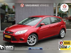 Ford Focus - 1.0 EcoBoost Trend|5Drs|101Pk|Trekhaak|Boekjes|Nap