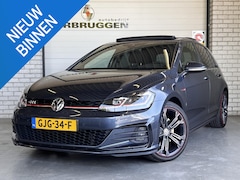 Volkswagen Golf - 2.0 TSI GTI | PanoDak | CarPlay | Keyless | BlindSpot
