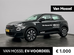 Fiat 600e - RED 54 kWh | DEMONSTRATIE MODEL | NAV | CARPLAY | PDC |