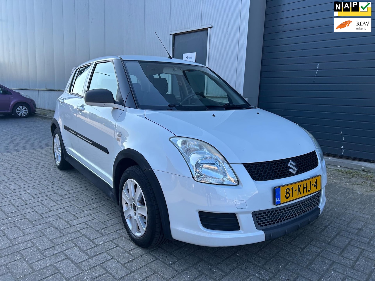 Suzuki Swift - 1.3i Xpression GT AIRCO NAP 5DRS 2009 - AutoWereld.nl