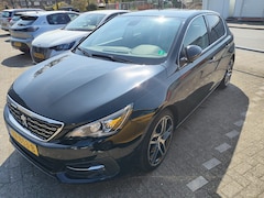 Peugeot 308 - 1.2 PureTech Allure Airco | Cruise | Navi | Pdc V&A | 18 inch velgen |
