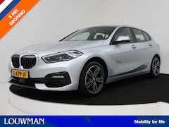 BMW 1-serie - 118i Sport Edition | 136 pk | Zwarte Dakhemel | Sportstoelen | Full LED | Nederlandse Auto