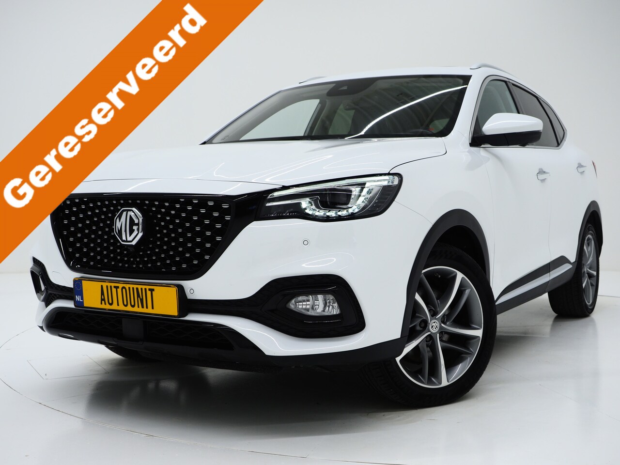 MG EHS - 1.5 TGDI Luxury | Panoramadak | Adaptive Cruise | 360 | Keyless | Sportstoelen - AutoWereld.nl