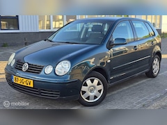 Volkswagen Polo - 1.4-16V Highline/Airco/Cruise/APK