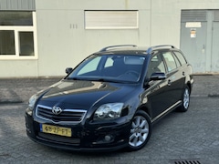 Toyota Avensis Wagon - 1.8 VVTi Luna Business