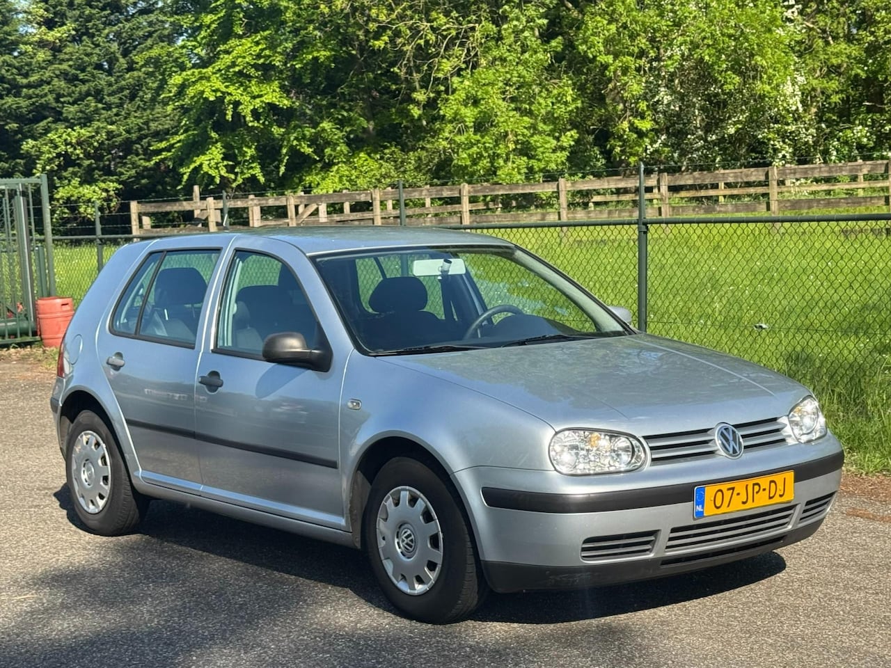Volkswagen Golf - 1.6-16V Trendline /Airco/ - AutoWereld.nl