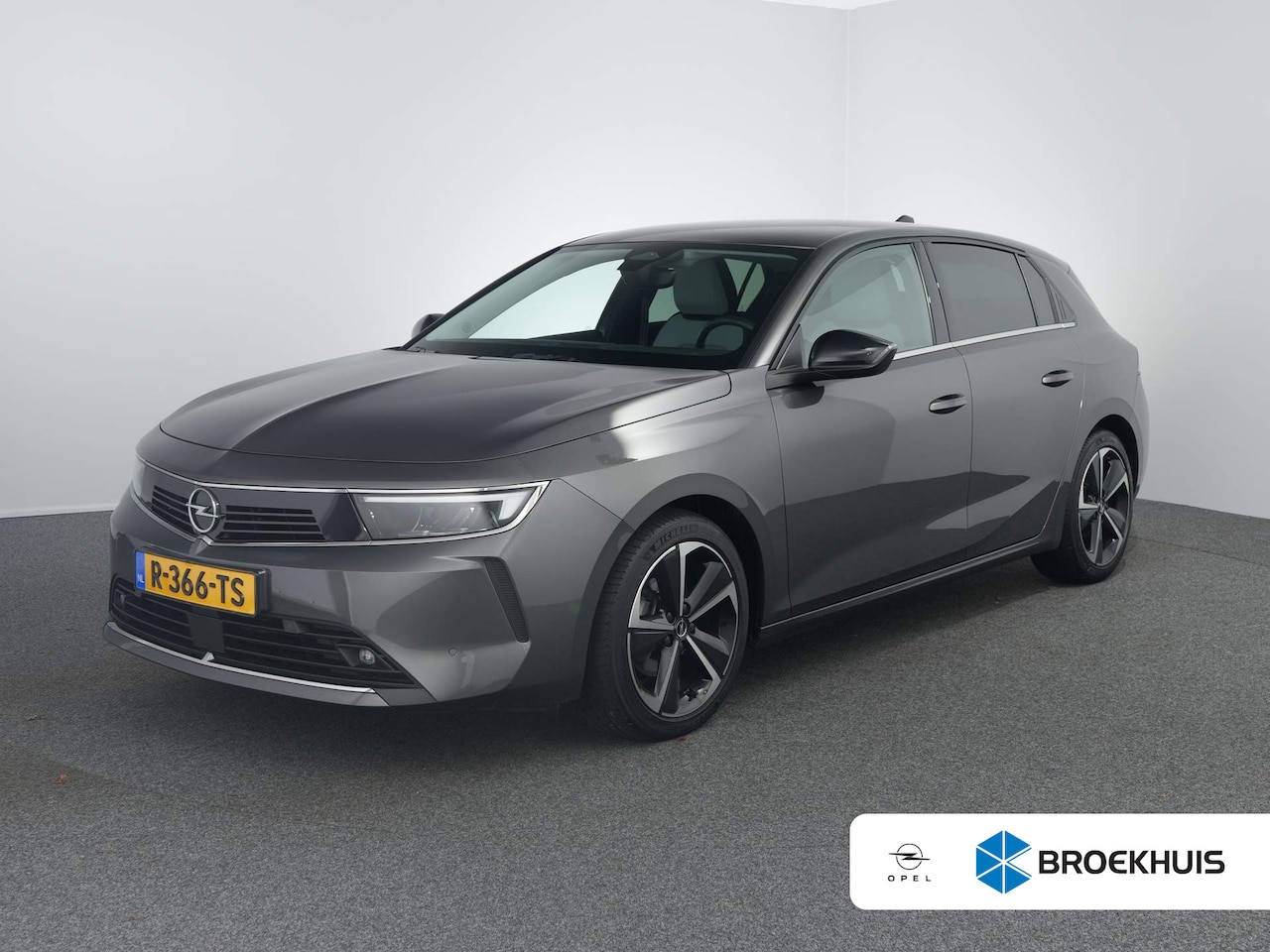 Opel Astra - Opel 1.2 Elegance AUTOMAAT | Led koplampen | Adaptieve Cruise Control | 17inch | Camera | - AutoWereld.nl