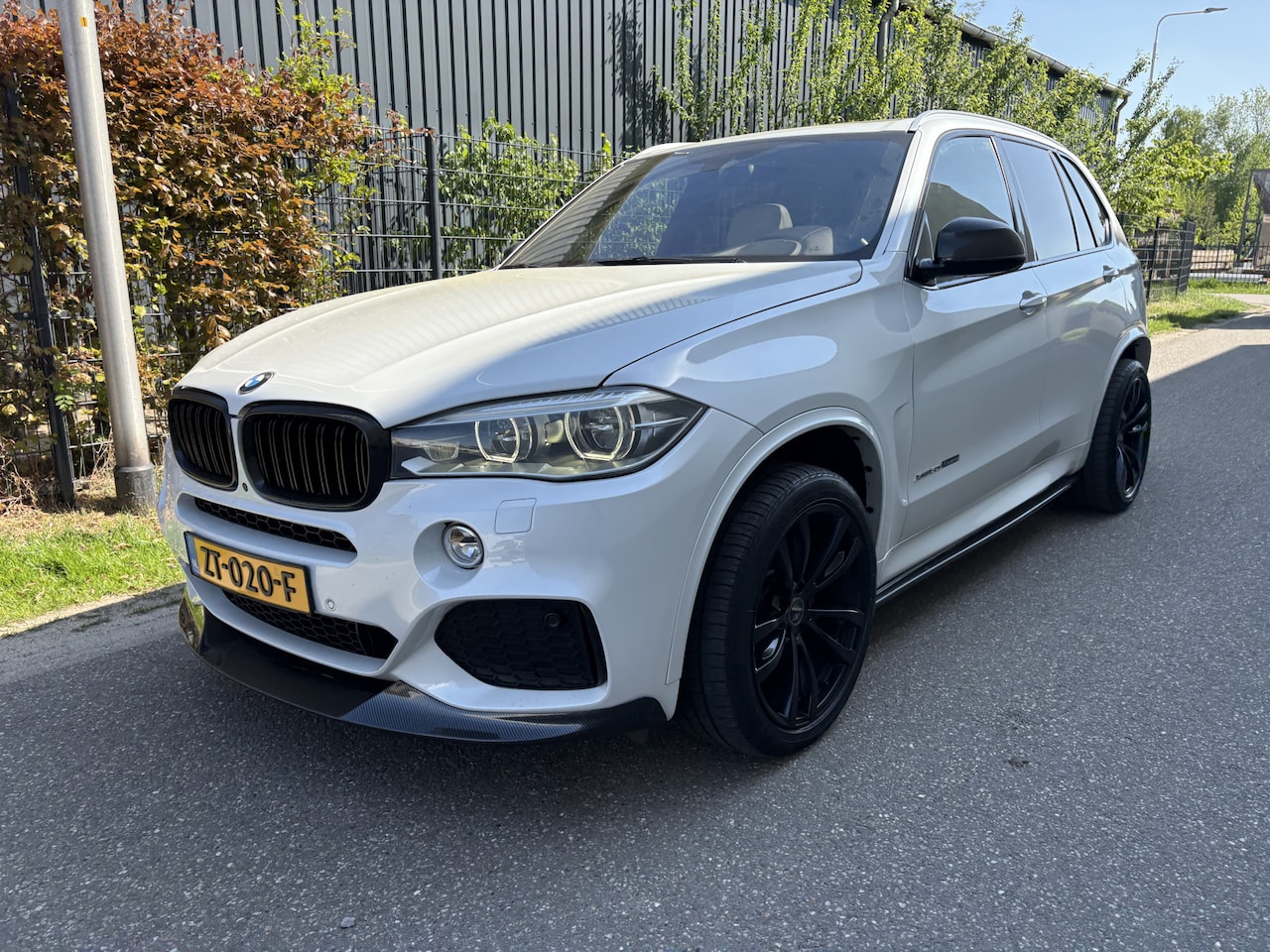 BMW X5 - xDrive50i High Executive / M-PAKKET / AUTOMAAT / NAVI / PANORAMADAK / 131dkm! - AutoWereld.nl