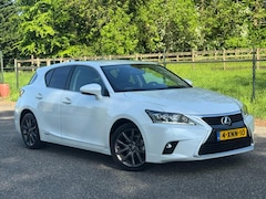 Lexus CT 200h - Luxury Line /Xenon/Navi/Camera/Stoelverwarming/