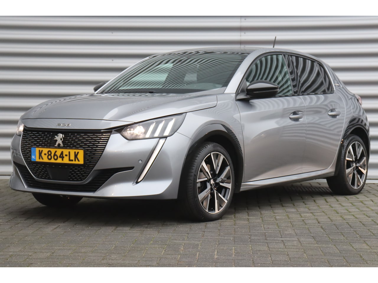 Peugeot 208 - Peugeot 1.2 PURETECH 100PK GT-LINE / NAVI / LEDER / CLIMA / PDC / 17" LMV / CAMERA / KEYLE - AutoWereld.nl