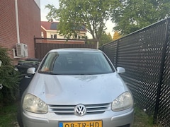 Volkswagen Golf - 1.6 Trendline