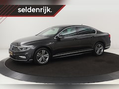 Volkswagen Passat - 1.5 TSI R Line | Stoelverwarming | Matrix LED | Adaptive cruise | Carplay | Leder/Alcantar
