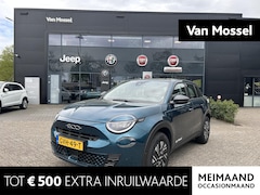 Fiat 600 - 1.2 Hybride 136pk Urban | Keyless | Parkeersensoren voor + Achter | Camera | Apple Carplay